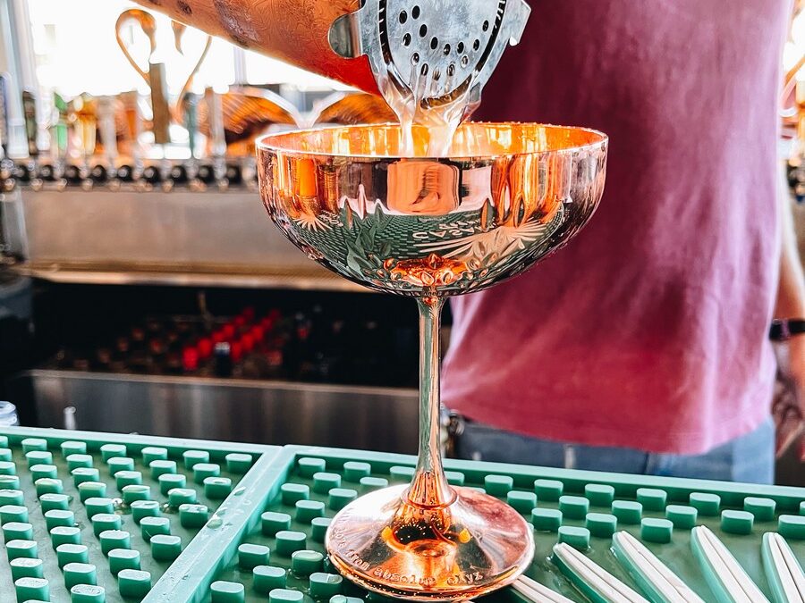 Flamingo Deck Happy Hour, Featured Specials and Views