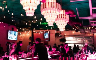 Choose your dining experience at Flamingo Deck