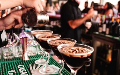 In the Mood for a Cocktail? Find your Favorite Cocktail at Flamingo Deck